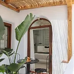 Lejlighedshotel Naxian Aura